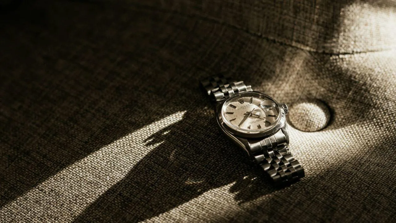 В Сочи неосторожная туристка лишилась часов Rolex за 2 млн рублей