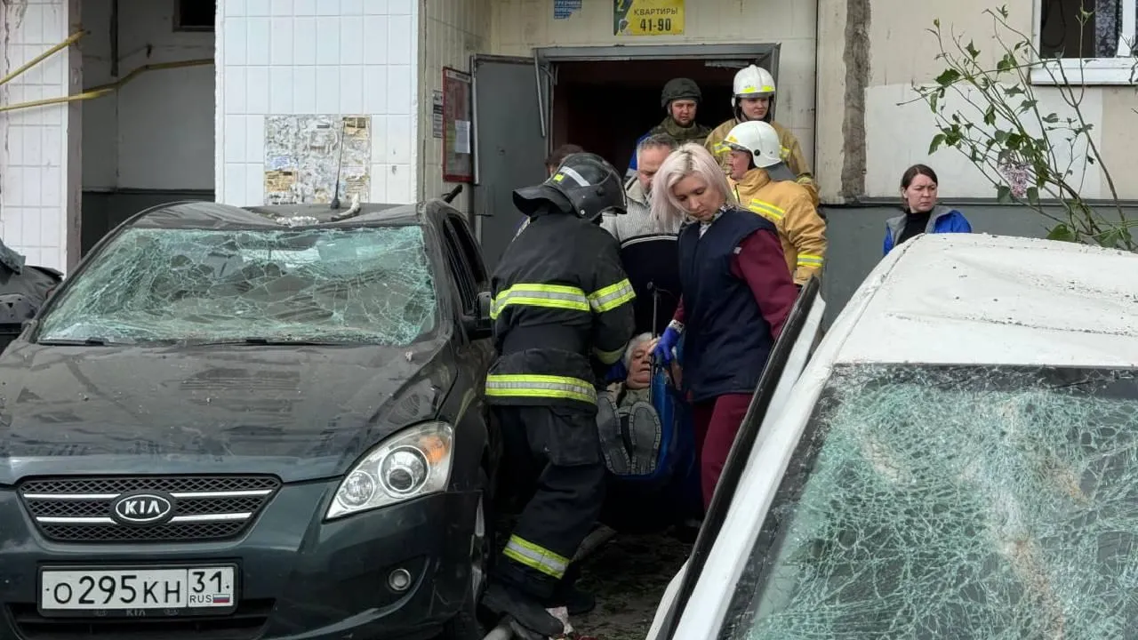 Губернатор Гладков опроверг информацию о погибших после обрушения подъезда в Белгороде