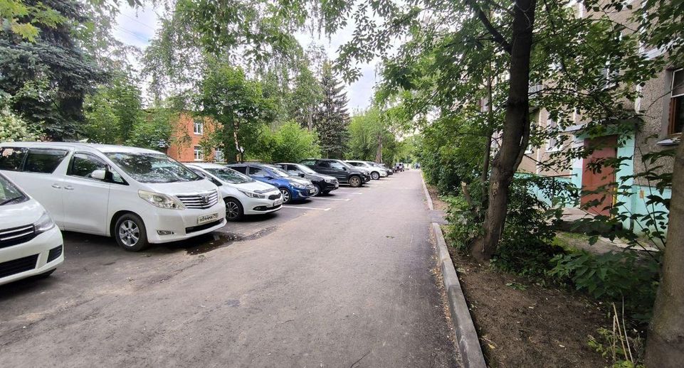Качество содержания дворов проверили в 8 округах Подмосковья за неделю