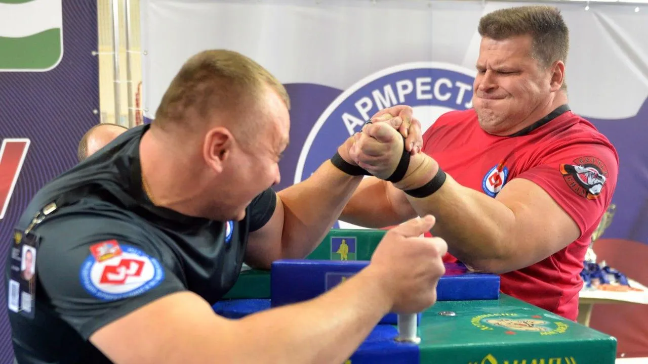 Команда по армспорту из Истры выиграла чемпионат Московской области