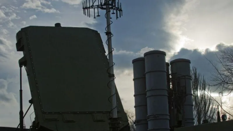 Российская ПВО перехватила за ночь над Мелитополем шесть украинских ракет