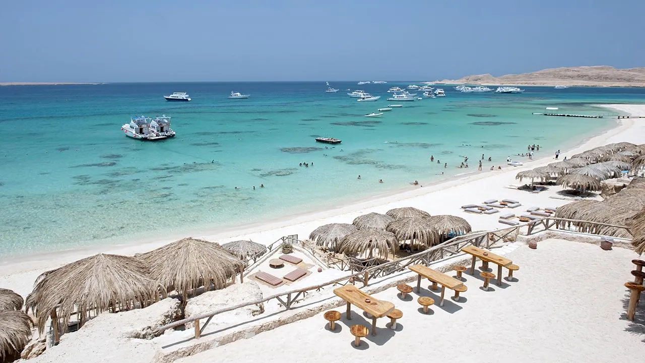 istockphoto.com/majaiva