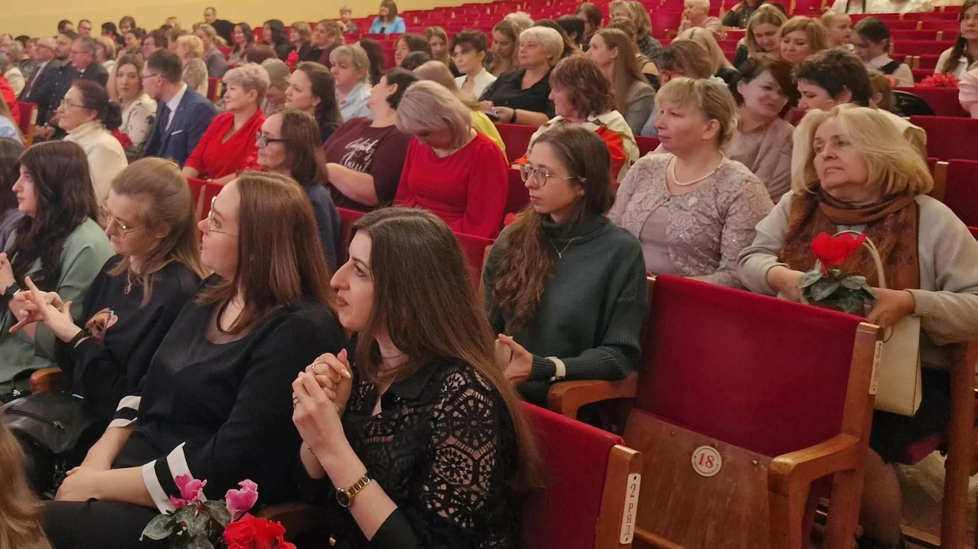 REGIONS/Ольга Шаронова