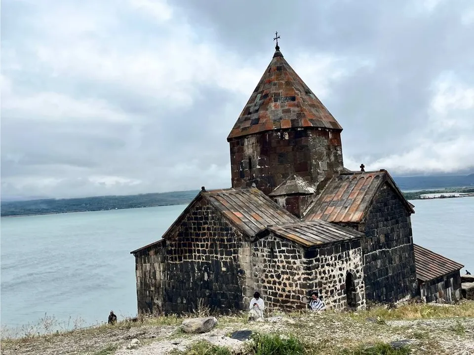 Озеро Севан. Фото: REGIONS/Юлия Петрова