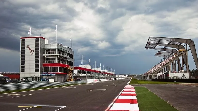 Две масштабные автогонки пройдут на Moscow Raceway в Подмосковье
