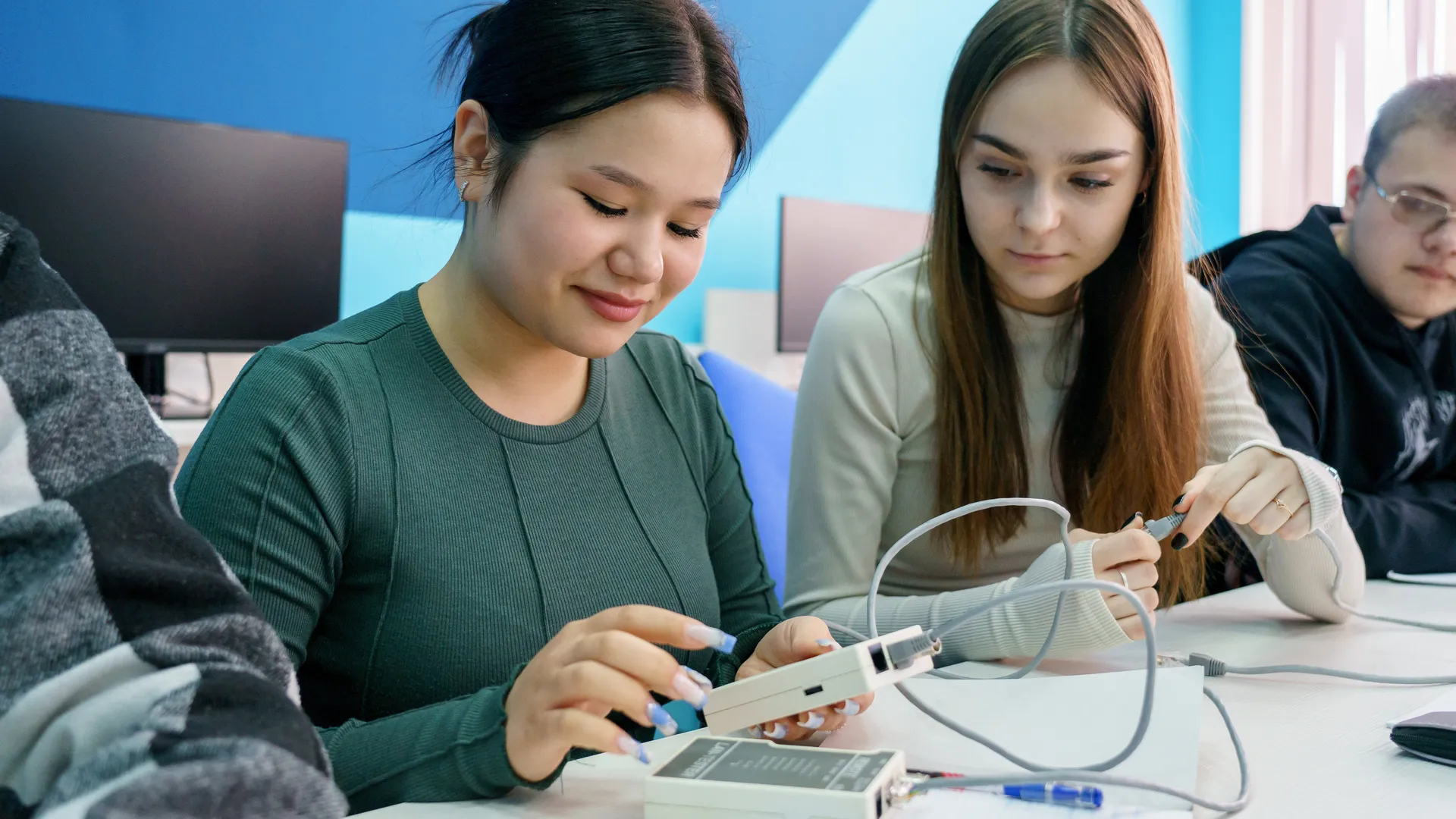 Практические занятия студентов в структурном подразделении № 4 Колледжа «Коломна»