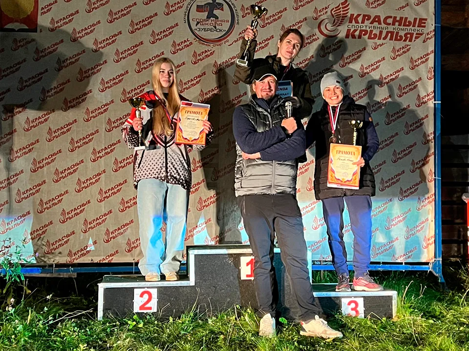 Елена Рогова (справа). Фото: vk.com/Мотоклуб «Легион МХ» Зарайск