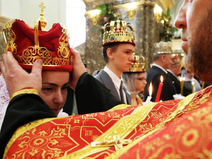 Священник рассказал, считается ли грехом повторное венчание