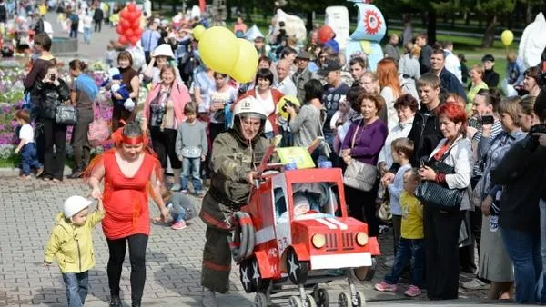 Парад колясок прошел в Красногорске