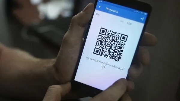 Таксистам в Московской области начали выдавать QR-коды