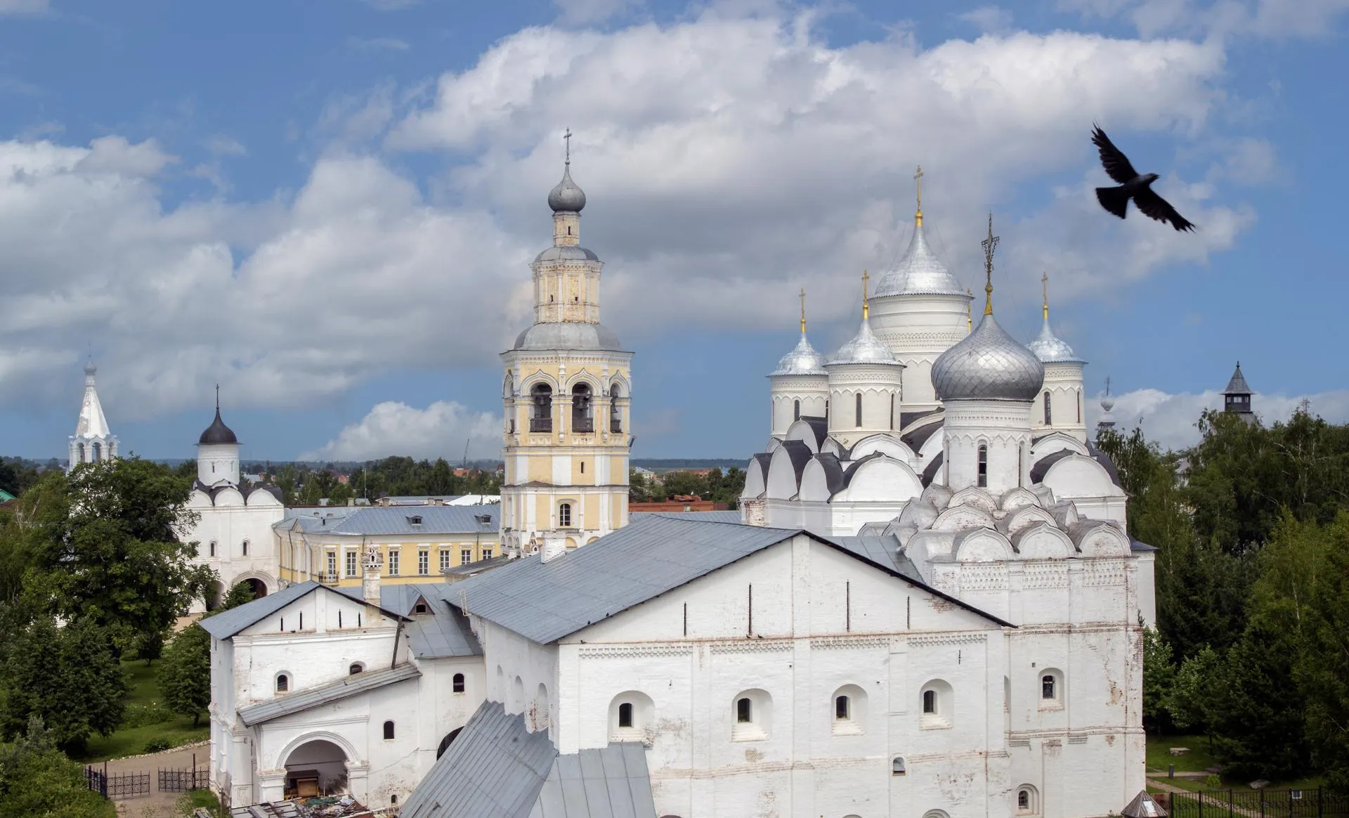 Спасо-Прилуцкий Димитриев монастырь — православный монастырь, основанный в 1371 году в излучине реки Вологды учеником Сергия Радонежского святым Димитрием Прилуцким. Sergey Metelitsa