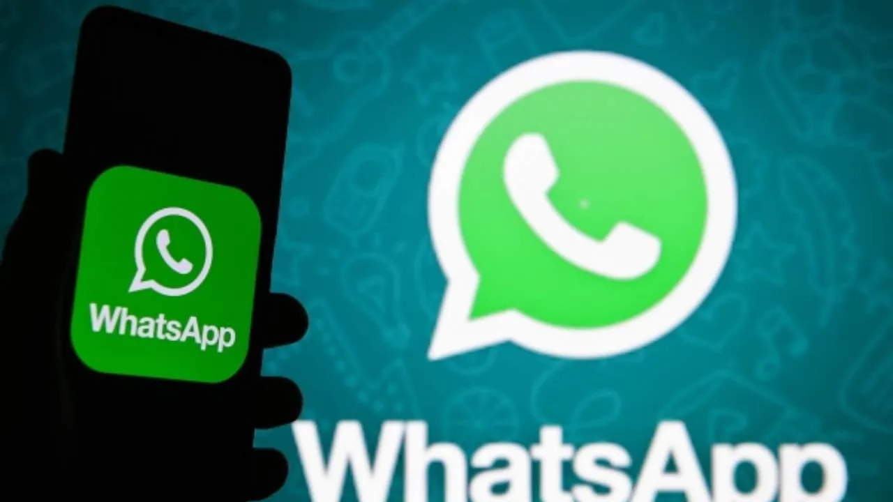 Минцифры не планирует блокировать WhatsApp