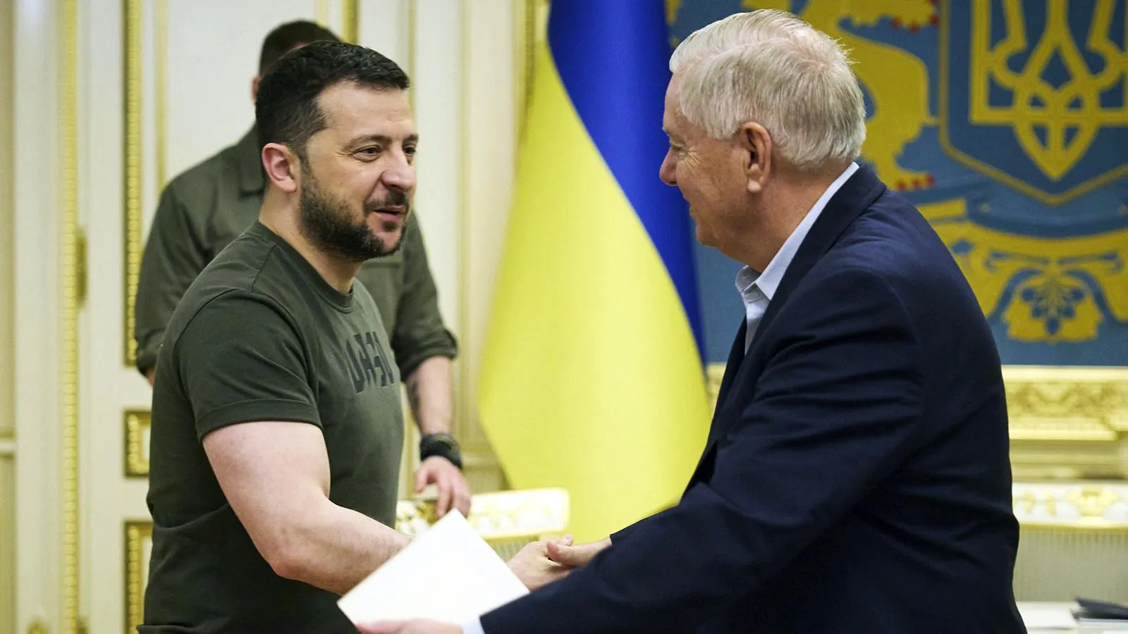 Президент Украины Владимир Зеленский встретился с сенатором США Линдси Грэмом, Киев, май 2023 года. Фото: Pool /Ukrainian Presidentia