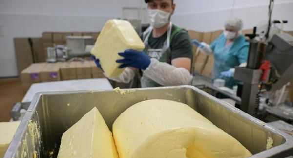 «Известия»: в России почти 25% сливочного масла поддельное