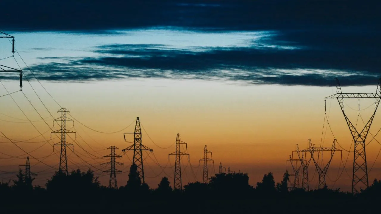 В Алуште после аварии без света остались 1,5 тыс. человек