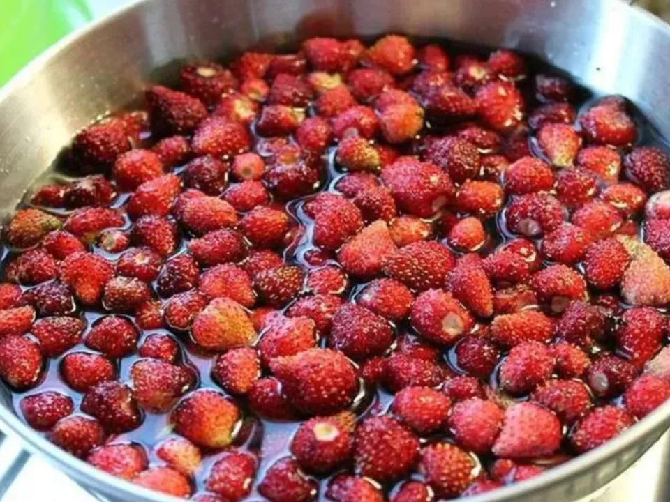 Фото: городская доска объявлений