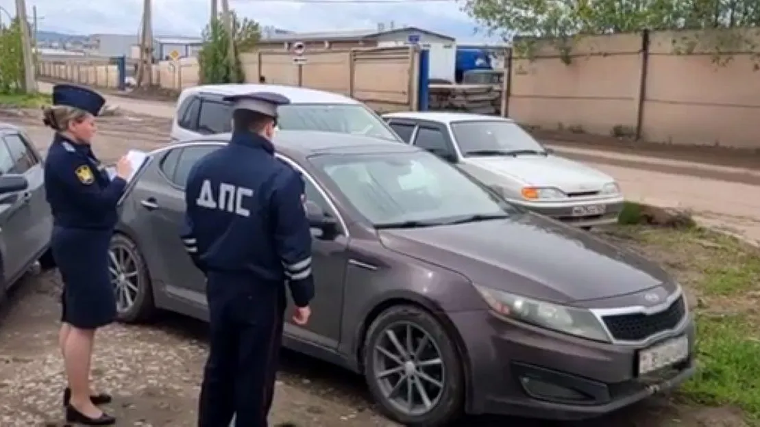 В Красноярске выявили автовладельца, накопившего более 200 неоплаченных штрафов