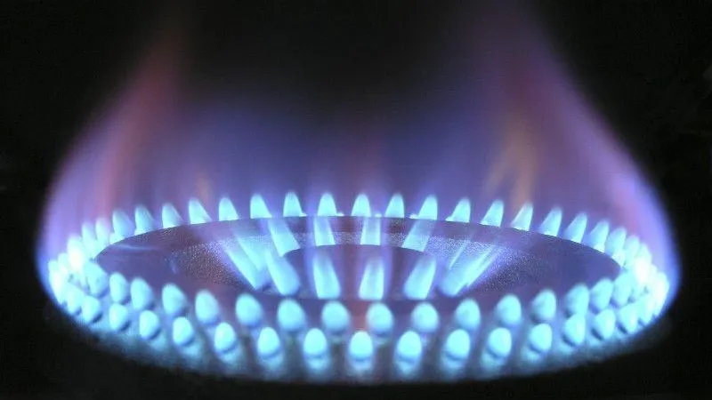 Жители дома в Чехове заплатят за попытку неизвестного установить газовую колонку