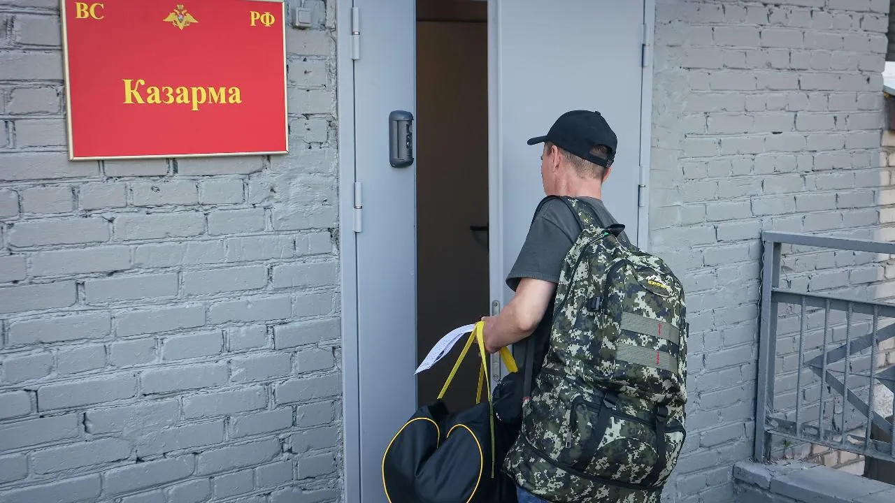 Жителям Подмосковья рассказали о мерах соцподдержки при заключении контракта от региона