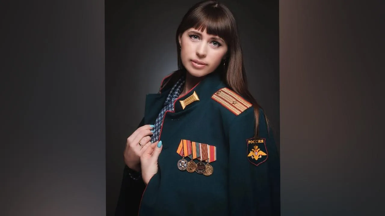 «Сказал, что награды на его кителе — моя заслуга»: жены героев СВО рассказали, как создают крепкий тыл для любимых