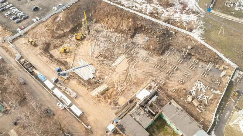 Возведение паркинга стартовало в ЖК «Бригантина» в Долгопрудном