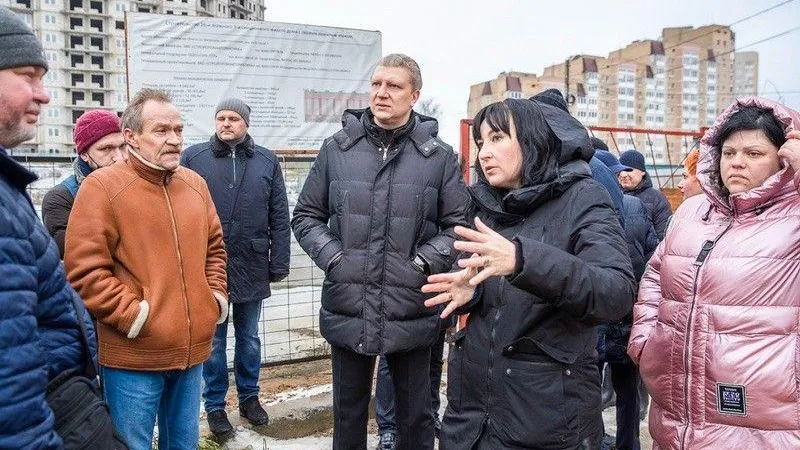 Глава Одинцовского округа Андрей Иванов провел обход проблемных мест в Звенигороде