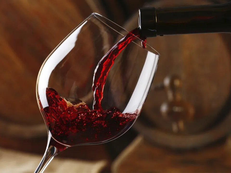 Переходите на белое: выяснилось, когда и почему резкий отказ от алкоголя смертельно опасен