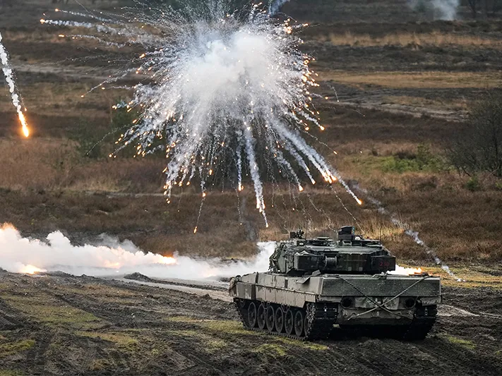 Украина попытается войти на немецких танках в Крым — разбор политолога
