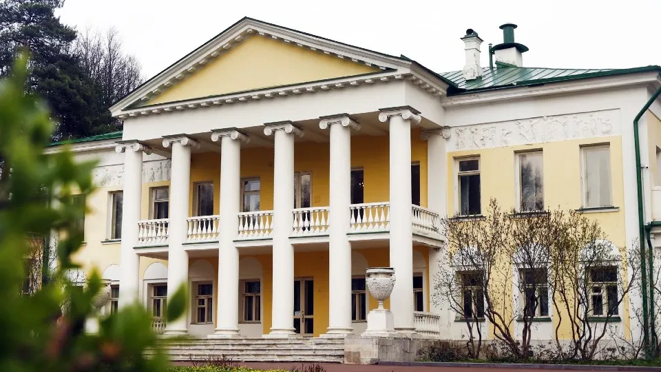 Фото: Государственный исторический музей-заповедник  «Горки Ленинские»