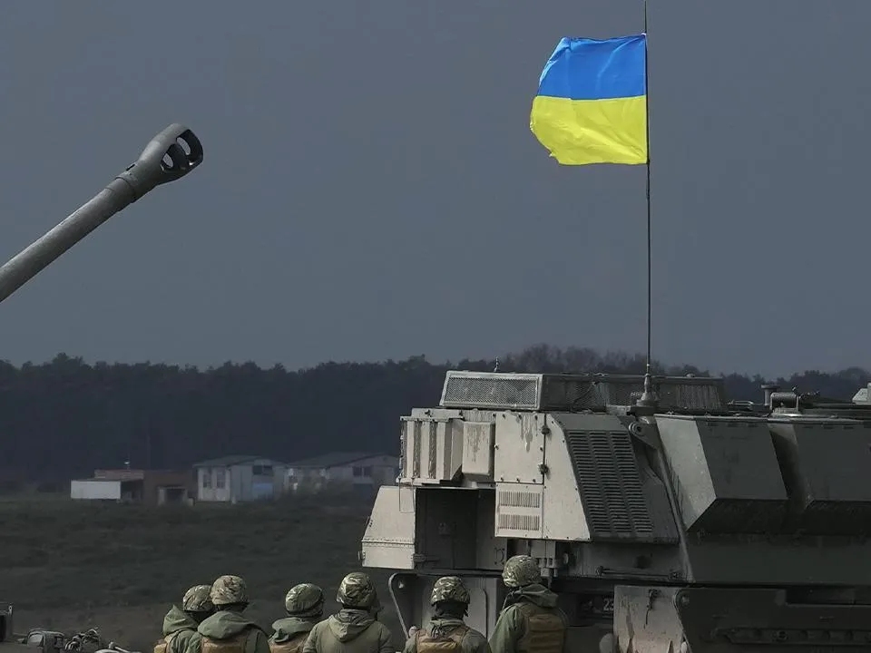 «Идет мощная работа наших ВКС»: удержат ли ВСУ плацдарм на левом берегу Днепра