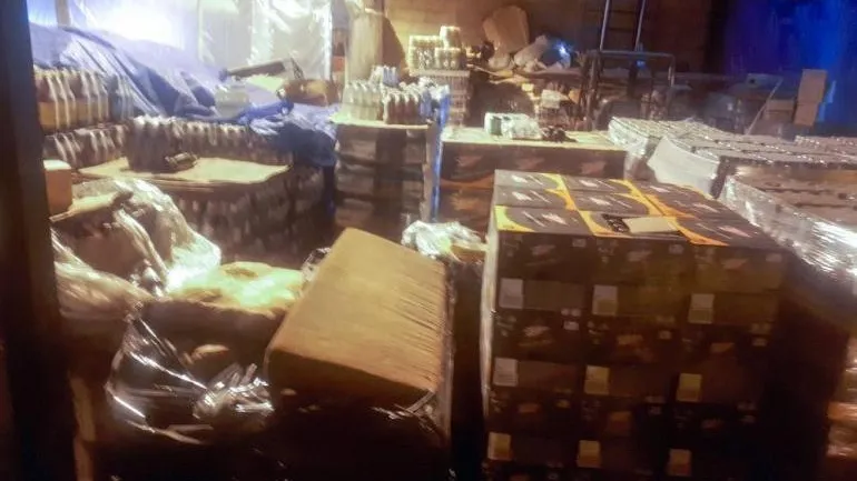 Двадцать две тысячи бутылок пива нашли на подпольном складе в Химках