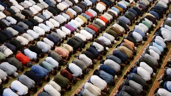 Более 130 тысяч мусульман отметили Ураза-байрам в Подмосковье