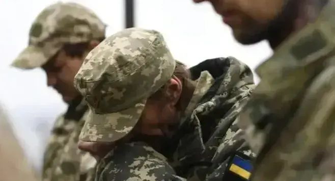 Константинов: Зеленский на фоне плохих дел у ВСУ на фронте нуждается в коротком мире