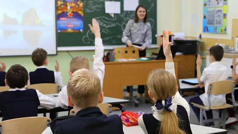 Специалисты объяснили, как помочь детям-беженцам освоиться в подмосковных школах
