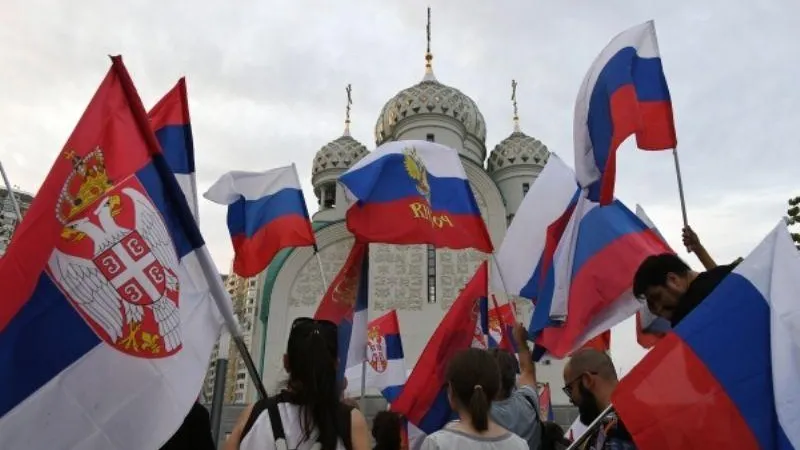 Сербский дипломат объяснил, как начало СВО повлияло на отношения Сербии и России