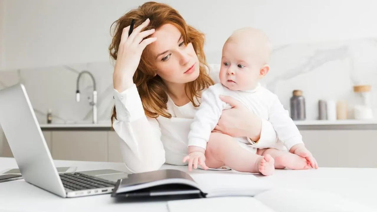 «Необязательно тратить деньги»: психолог объяснила, с какими страхами необходимо бороться матерям-одиночкам