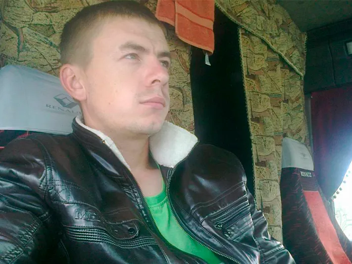 Выкинул из авто вещи, забрал бабушку: россиянин рассказал, как помог жителям Лимана во время битвы