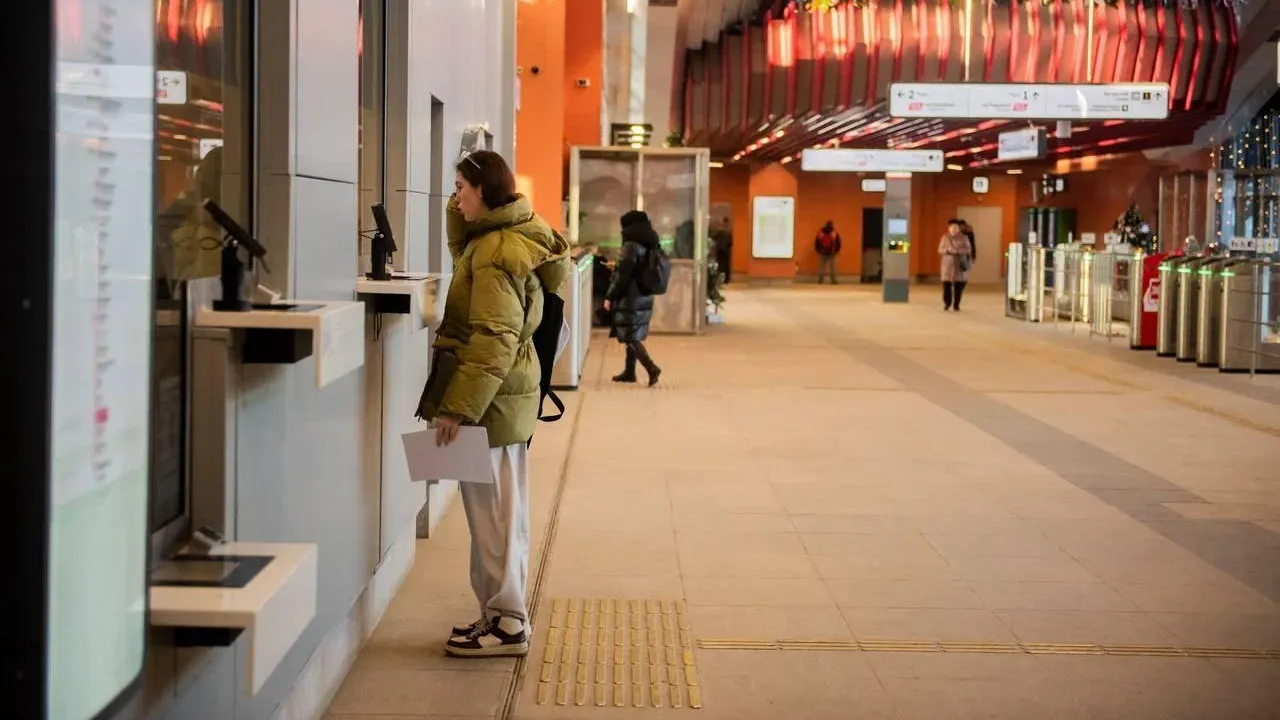 Пассажиры ЦППК в Москве и Подмосковье оформили 65 тыс. карт провожающего в 2025 году