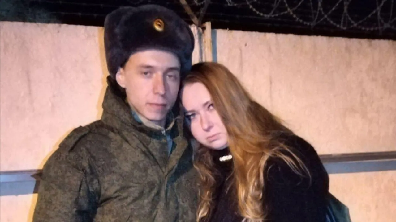 из личного архива семьи. С сестрой Наташей на проводах