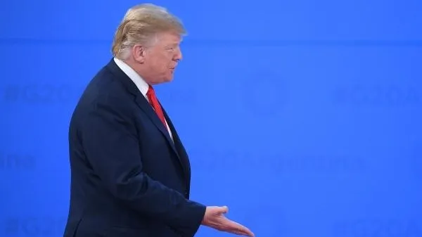 Трамп вновь посмеялся над глобальным потеплением