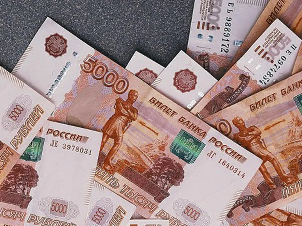 «Помойте окна»: экстрасенс рассказала, как привлечь в свою жизнь богатство