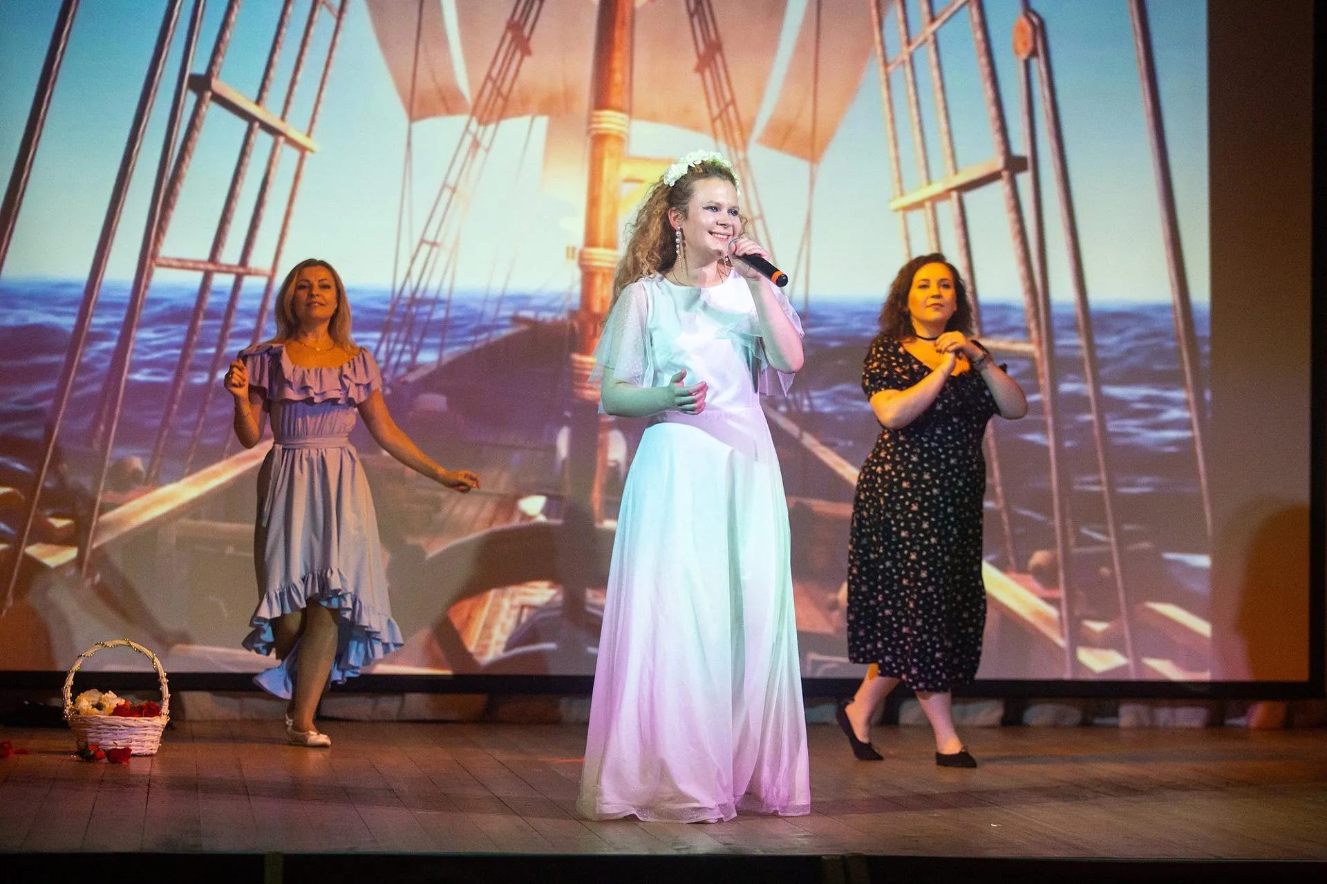 материалы музыкально-театральной студии «Азимут»