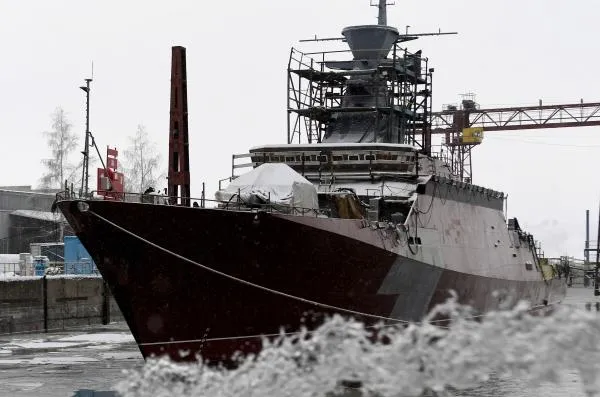 Малый ракетный корабль (МРК) проекта 21631 «Наро-Фоминск» — носитель крылатых ракет «Калибр» в Зеленодольске