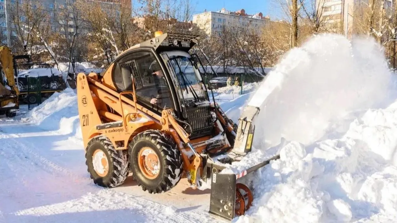 В Балашихе брошены все силы на борьбу со снегопадом