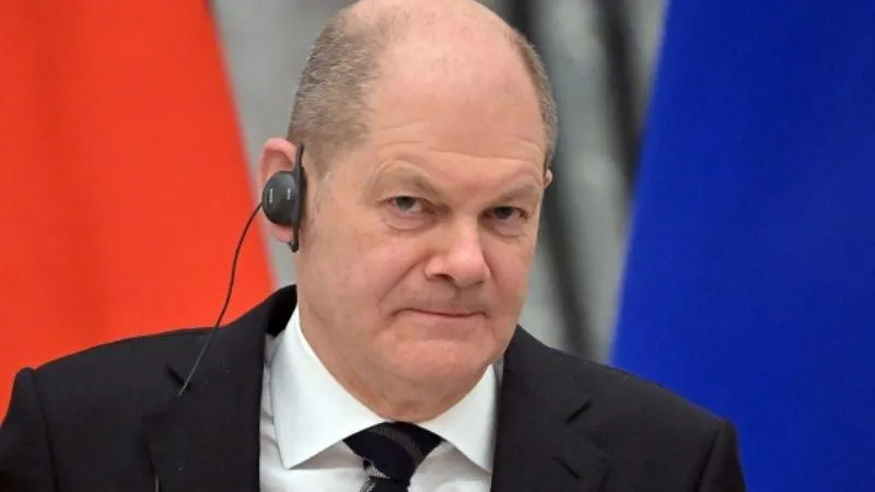 Канцлер ФРГ пообещал предоставлять Украине помощь столько, сколько потребуется