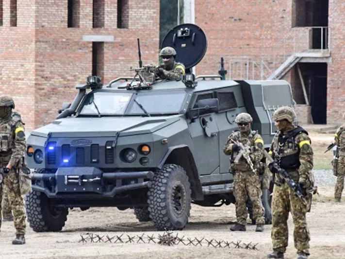 Как самодельные броневики ведут к потерям ВСУ — разбор военного эксперта