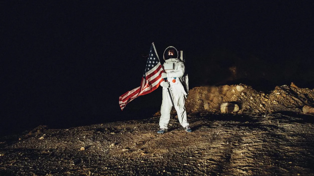 «Чистейшей воды бред»: Юрий Лоза назвал враньем все космические миссии США