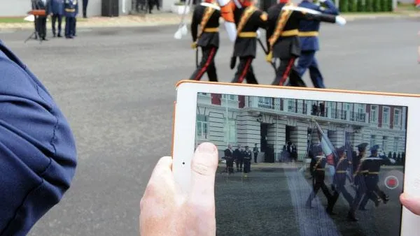 Военным и призывникам запретили пользоваться гаджетами
