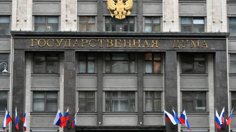 «Пропагандировать себя любыми способами», - в Госдуме прокомментировали саморекламу депутатов