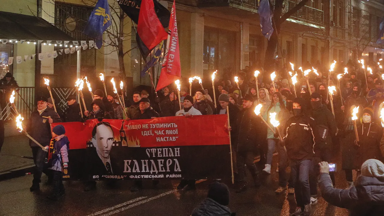 «Придется использовать грубую силу»: выяснилось, сколько времени потребуется, чтобы искоренить нацизм на Украине